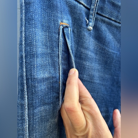 Mother The Drama High-Rise Flare Jeans, size 28 - Picture 4 of 11